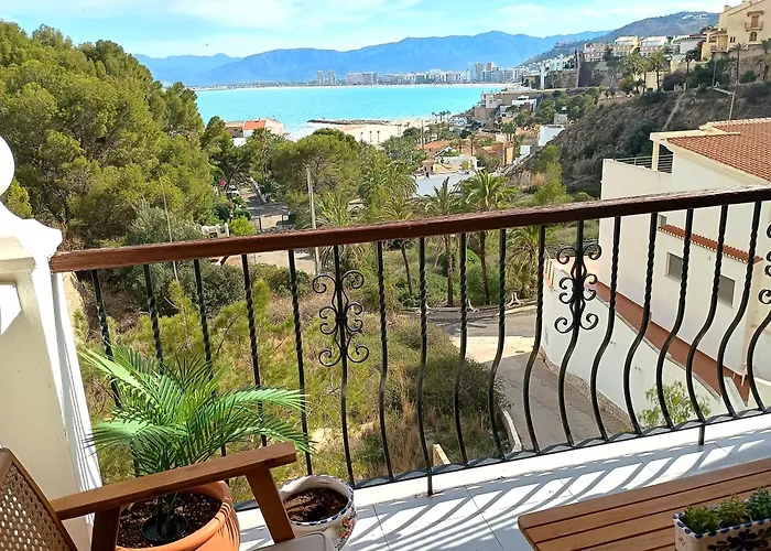 Royal Beach - Appartment With Sea View & Terrace