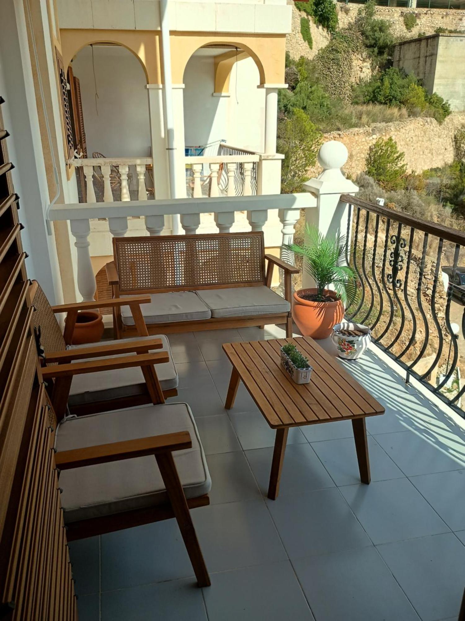 Royal - With Sea View & Terrace Appartement *
